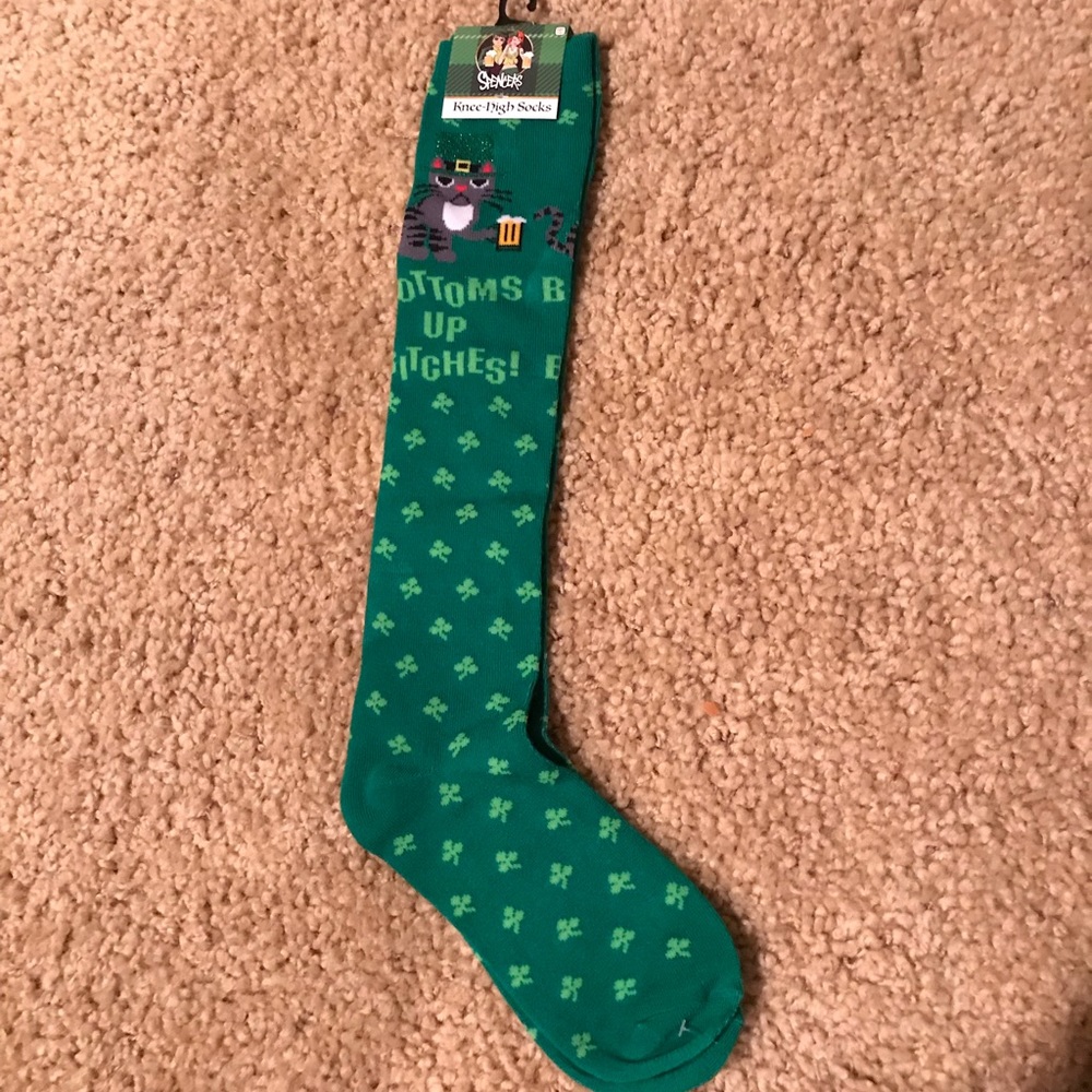 Bottoms Up St. Patrick’s Socks
